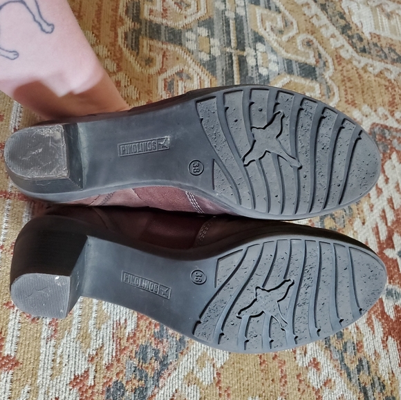 Pikolinos Leather Slip-on Heeled Bootie - Picture 4 of 14